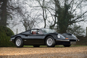 Dino 246 GT Spider (1974) - als Lot 047 an der Bonhams Goodwood Members Meeting Versteigerung am 18. März 2018