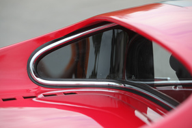 Dino 246 GTS (1974) - die berühmte gebogene Heckscheibe