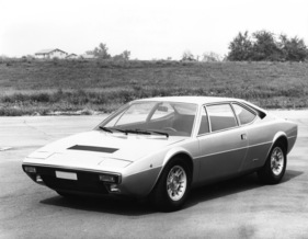 Dino 308 GT 4 (1973) - der einzige Bertone-Serien-Ferrari, gezeichnet von Gandini