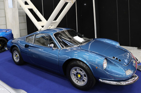 Dino GT (1972) - im schönen "Blu Dino Metallizzato" für EUR 338'000 im Angebot - 42. Auto e Moto d'Epoca 2025