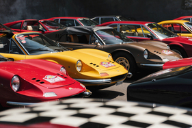 Dino-Stillleben - 20. Int. FCD Ferrari Dino Meeting Silvaplana-St. Moritz 2025