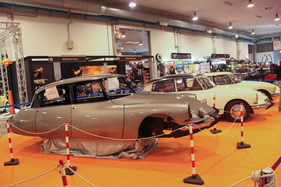 Diverse Citroën DS in unterschiedlichem Fertigstellungsgrad - Auto e Moto d'Epoca Padova 2015