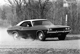 Dodge Challenger (1970) - Basisvariante dynamisch bewegt