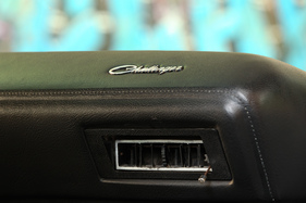 Dodge Challenger R/T 383 Magnum (1970) - auch innen beschriftet