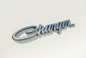 Kann nicht nur Handys aufladen: "Charger" bedeutet auch "Streitross".