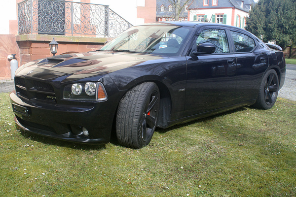 Dodge Charger SRT-8 (2008) - als Lot 27 an der Versteigerung der Oldtimer Galerie Toffen am 20. Oktoberl 2018