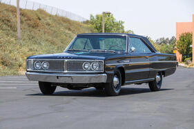 Dodge Coronet 426 'Hemi' 2-Door Hardtop (1966) - Lot 184 an der Bonhams Quail Lodge Versteigerung am 16. August 2024