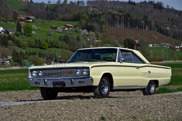 Dodge Coronet R/T 440 (1967) - als Lot 15 angeboten an der Versteigerung der Oldtimer Galerie an der Swiss Classic World Luzern am 28. Mai 2022