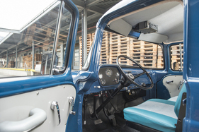 Dodge D100 Wagon (1966) – Platz zum Verschwenden im Armaturenträger