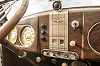 Dodge D8 Langenthal (1938) - Armaturenbrett vollständig aus Holz