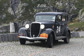 Dodge DR Special (1934) - an der Rallye Peking-Paris 2013 - Sonderprüfung Tremola Tag 31