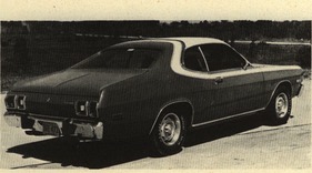Dodge Dart 3,2-Liter-6-Zylinder-Motor - 100 HP (netto) 1 Vergaser (1973)