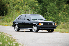 Dodge Shelby Omni GLHS (1986) - als Lot 118 an der RM/Sotheby's Versteigerung von Monterey am 19./20. August 2016