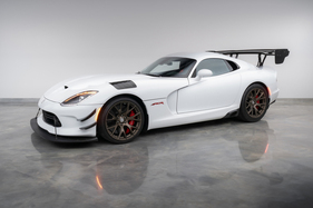 Dodge Viper ACR (2017) - Lot 245 an der RM/Sotheby's Miami Versteigerung vom 1./2. März 2024