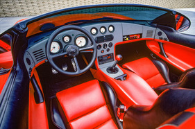 Dodge Viper RT/10 Konzeptfahrzeug (1989) - beim Konzeptfahrzeug waren die Instrumente noch etwas anders verteilt als in der Serie