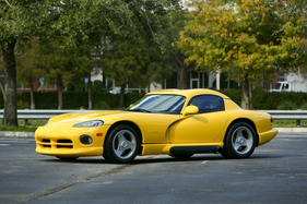 Dodge Viper RT/10 Roadster (1995) - as lot 2135 at the RM/Sotheby's Fort Lauderdale auction from March 25 to 26, 2022