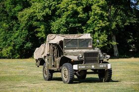 Dodge WC51 (1944) - Lot 040 an der Artcurial Musée Automobile du Château de Vernon Versteigerung 2025