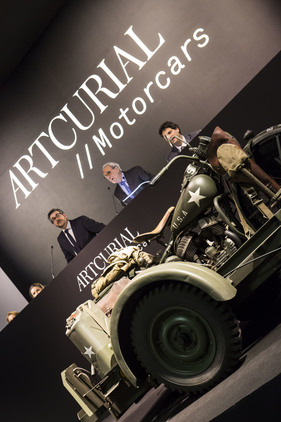 Dodge WC51 (1953) - Lot 015 - zusammen mit Harley-Davidson WLA für EUR 35'000 zugeschlagen an der Artcurial-Versteigerung in Paris 2017 - Artcurial Paris 2017