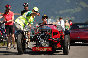 Bild Dort ist ein passendes Plätzchen für den Morgan Threewheeler von 1936 - British Car Meeting 2015 in Mollis