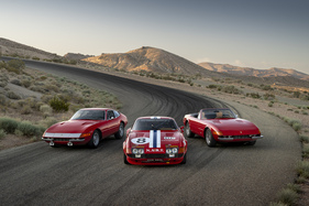 Dreimal Ferrari 365 GTB/4 Daytona angeboten von RM Sothebys (Sealed Bidding) im Juni 2025 ()