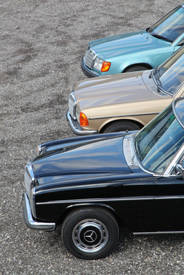 Dreimal Mercedes-Benz 2,8-Liter Sechszylinder-Limousinen an der Versteigerung der Oldtimer Galerie Toffen vom 21. April 2018 Dreimal Mercedes-Benz 2,8-Liter Sechszylinder-Limousinen an der Versteigerung der Oldtimer Galerie Toffen vom 21. April 2018