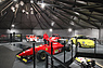 Dreimal Porsche hinter einem Monoposto im Polygon - Erlebniswelt Autobau Romanshorn (© Bruno von Rotz, 2016) Dreimal Porsche hinter einem Monoposto im Polygon - Erlebniswelt Autobau Romanshorn (© Bruno von Rotz, 2016)