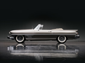 Dual-Ghia Convertible (1958) - angeboten als Lot 131 an der RM Auction "Don Davis Collection" am 27. April 2013