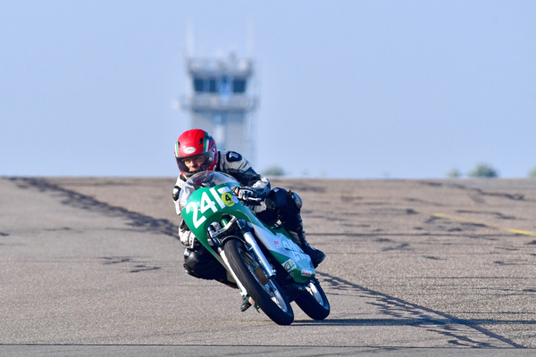 Bild Ducati 250 Mk III (1968) – Historisches Flugplatzrennen Zweibrücken 2024