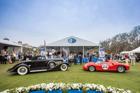 Duesenberg J/SJ Convertible (1929) - zusammen mit dem Ferrari 250/275P von 1963 - Ehrung der Best of Show Fahrzeuge