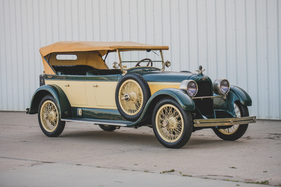 Duesenberg Model A Four-Passenger Sport Phaeton by Millspaugh & Irish (1925) - angeboten als Lot 212 an der RM/Sotheby's Versteigerung in Hershey am 10./11. Oktober 2019