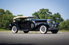 Duesenberg Model J "Sweep Panel" Dual-Cowl Phaeton (1935) - als Lot 333 an der RM/Sotheby's Monterey Versteigerung vom 12. bis 14. August 2021