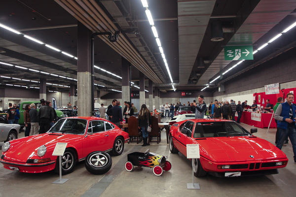 Edle Klassiker - Porsche 911 und BMW M1 - bei PFT Car AG - Oldtimermesse St. Gallen 2015