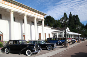 Edle Limousinen der Nachkriegszeit - Rolls-Royce und Mercedes-Benz 600 - am 40. Oldtimer-Meeting Baden-Baden 2016 Edle Limousinen der Nachkriegszeit - Rolls-Royce und Mercedes-Benz 600 - am 40. Oldtimer-Meeting Baden-Baden 2016
