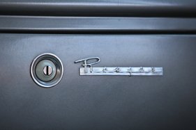 Edsel Ranger (1958) - abschliessbares Handschuhfach