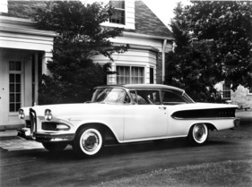Edsel Ranger (1958) - als zweitüriger Sedan