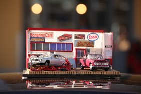 Ein Alfa Romeo-Garagen-Diorama auf einem Alfa-Dach - Auto e Moto d'Epoca Padova 2015