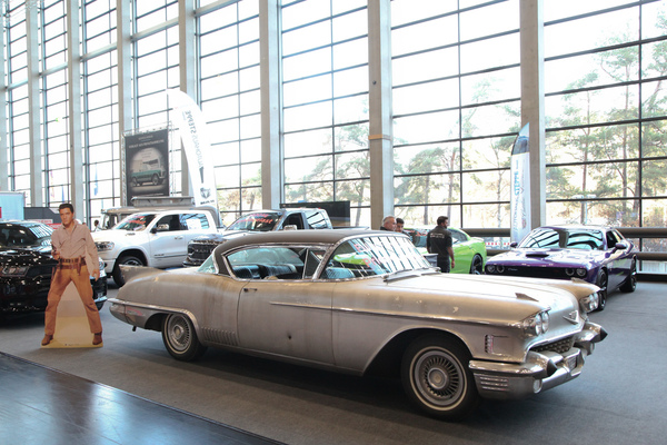 Ein Amerikaner mit Patina, aber der Eindruck täuscht ... - Retro Classics Bavaria 2019