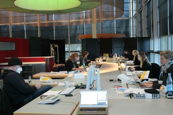 Ein Blick hinter die Kulissen - das Team der Bremen Classic Motorshow beantwortete Fragen im Live-Chat, in der Hotline und per E-Mail - Bremen Classic Motorshow 2021