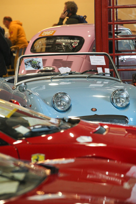 A Brit among Italians - Frog-eye Austin-Healey Sprite in baby blue - Auto e Moto d'Epoca in Padua 2018