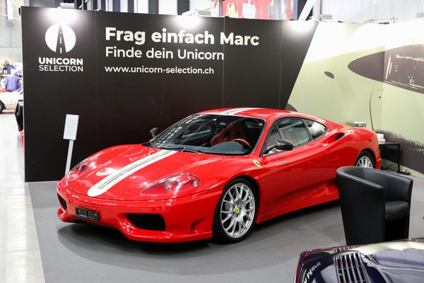 Ein Ferrari 360 Scuderia auf dem Stand von Unicorn Selection - Swiss Classic World Luzern 2024