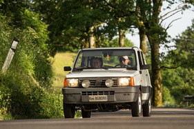 Ein Fiat Panda aus Rom - Impressionen von der Mille Miglia 2021 Ein Fiat Panda aus Rom - Impressionen von der Mille Miglia 2021