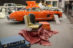 A bucket seat shortly before upholstery - Techno Classica 2023