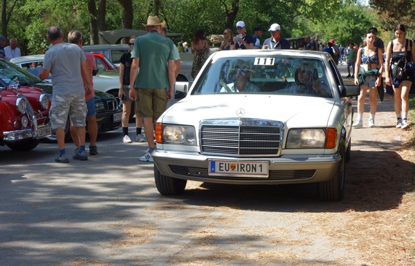 Ein Mercedes-Benz 280 SE aus dem Jahr 1980 - Vienna Classic Days 2024