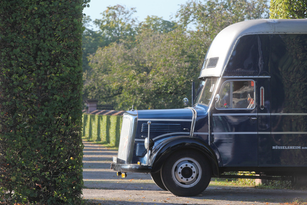 Ein Mercedes aus Rüsselsheim - Classic-Gala Schwetzingen 2021