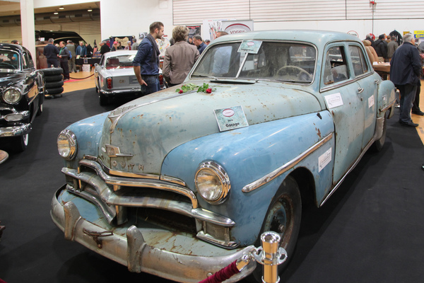 Ein Plymouth Scheunenfund - benötigt noch etwas Arbeit - gesehen beim Auto Center Vogel - Oldtimermesse St. Gallen am 30. Oktober 2016