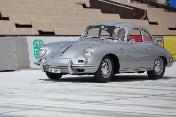 Ein Porsche 356 B sucht sich seinen Weg - Dolder Classics Mai 2017
