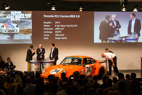 Bild Ein Porsche 911 Carrera RSR 3.0 (1974) wird vorgestellt - an der Porsche Sound Nacht 2014
