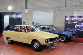 Ein Rover P6 3500 Automatik und ein Jensen Interceptor bei MadMotors - Oldtimer- und Teilemarkt Winterthur 12./13. November 2016 Ein Rover P6 3500 Automatik und ein Jensen Interceptor bei MadMotors - Oldtimer- und Teilemarkt Winterthur 12./13. November 2016