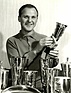 Bild: Ein Siegertyp- Siegfried Spiess. Hier im Bild mit einer Reihe seiner errungenen Pokale
