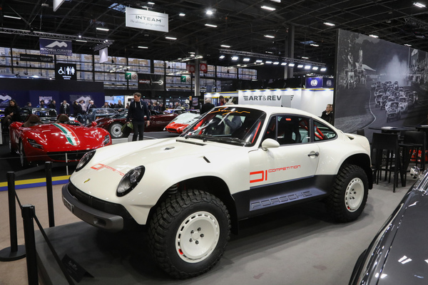 Ein Singer-Porsche als Erinnerung an den Safari-Porsche 959 – Rétromobile Paris 2025